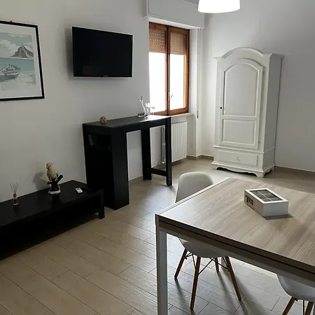 Amaretrani בית הארחה 4*